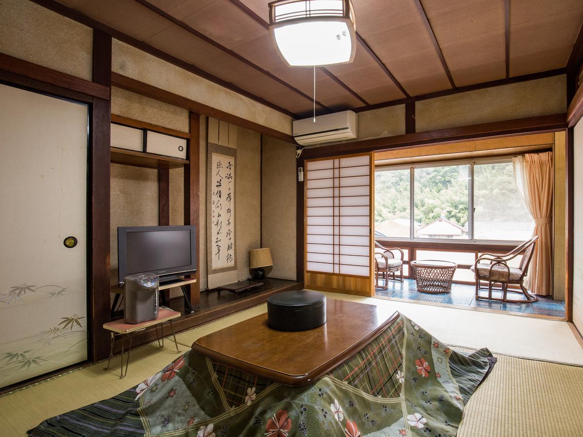 Izumiya Ryokan' Tawarayama Onsen Nagato  Bagian luar foto