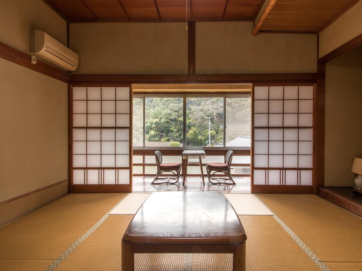 Izumiya Ryokan' Tawarayama Onsen Nagato  Bagian luar foto